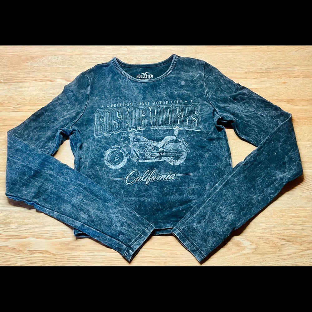 NWOT Hollister Tee (X-Small)